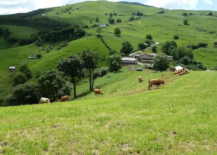 La * Santiurde de Toranzo