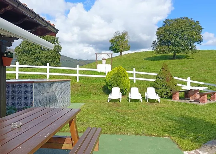 La * Santiurde de Toranzo